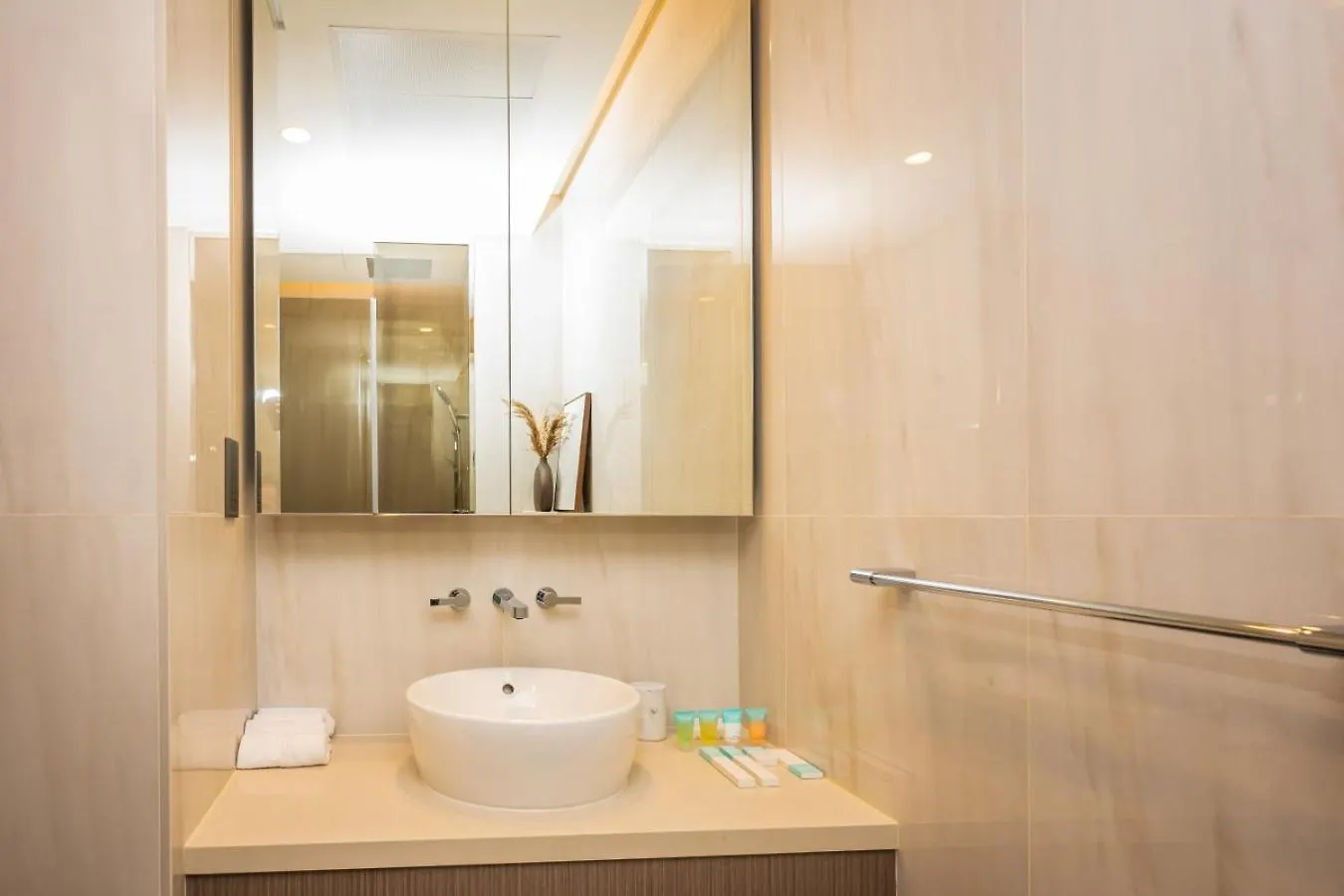 New Build Luxury With Burj View At Peninsula 5, Business Bay Apartment Dubai