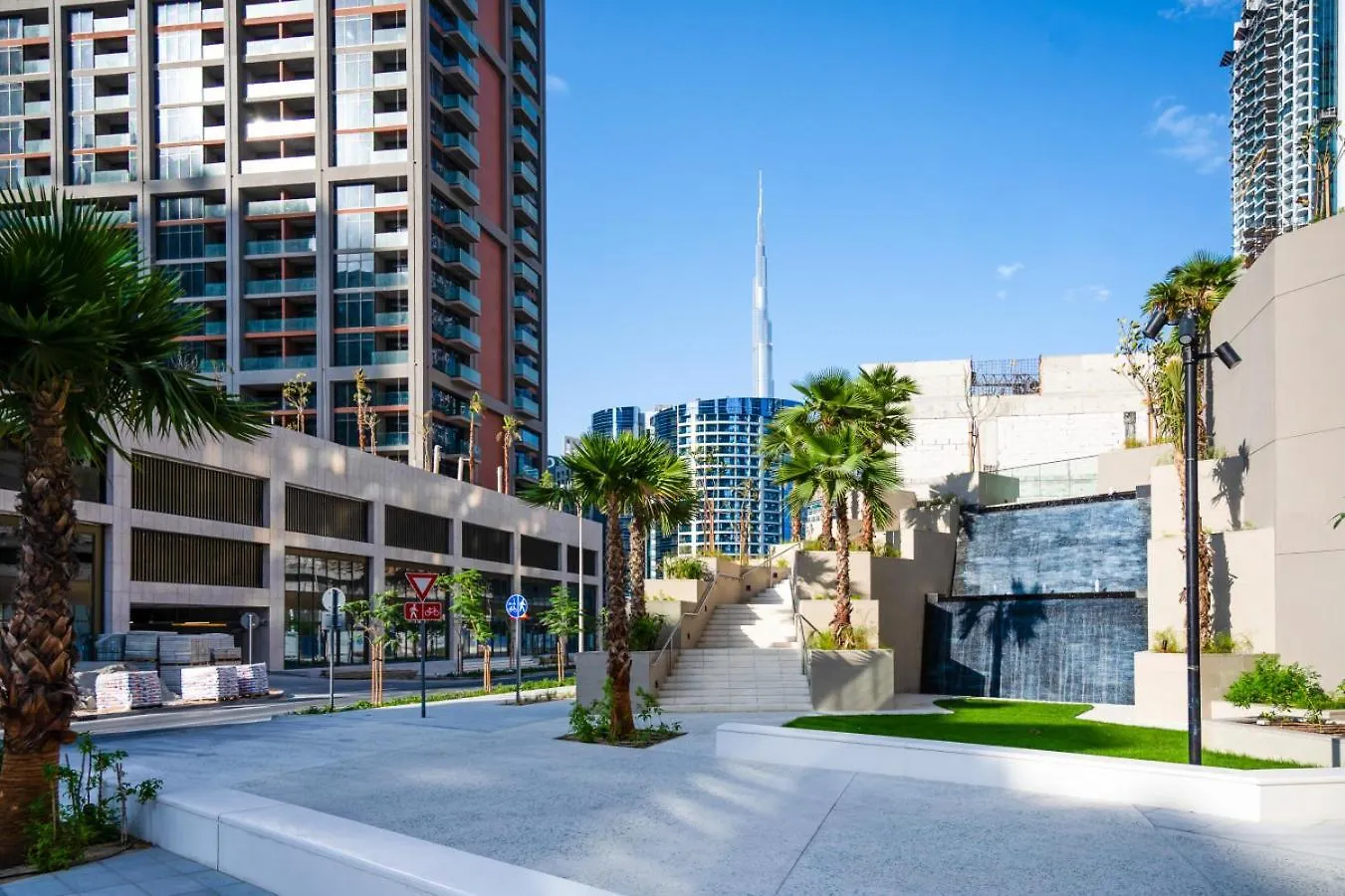 두바이 New Build Luxury With Burj View At Peninsula 5, Business Bay 아파트 아랍에미리트